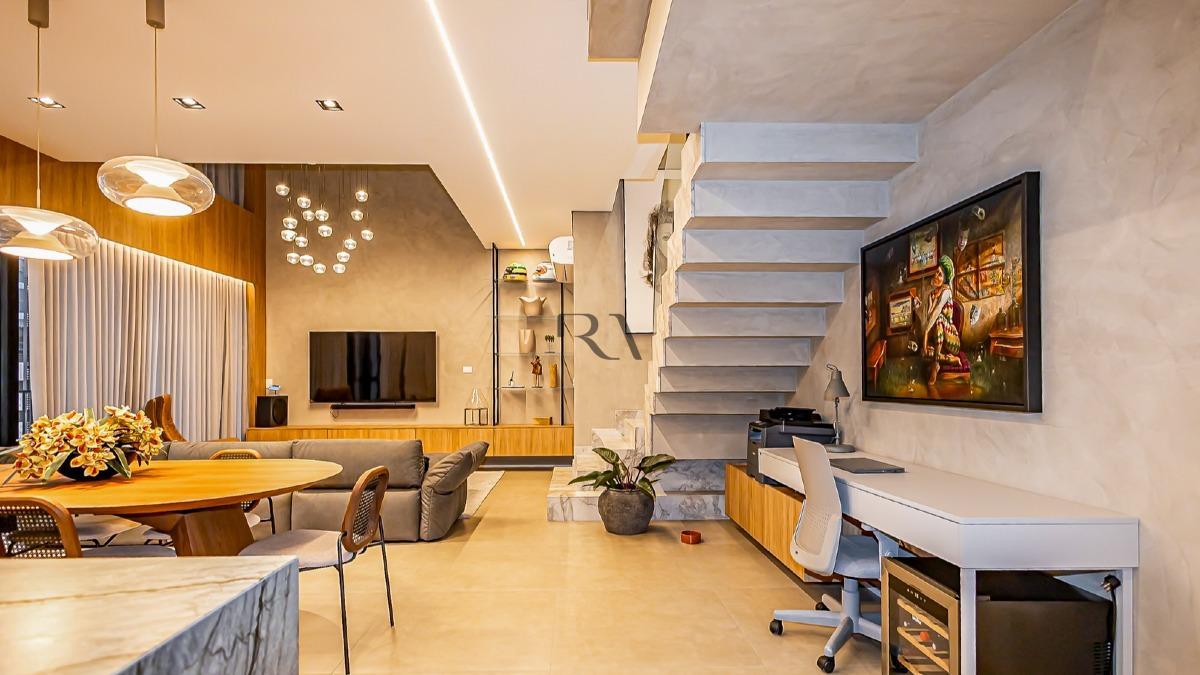 Apartamento duplex no Batel - 129m² privativos - 2 suítes - 5 vagas - Batel 