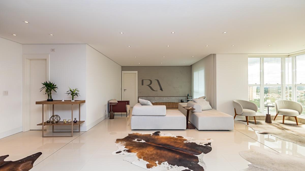 343 m² Privativos, 5 Vagas e uma Vista Deslumbrante no Marc Chagall