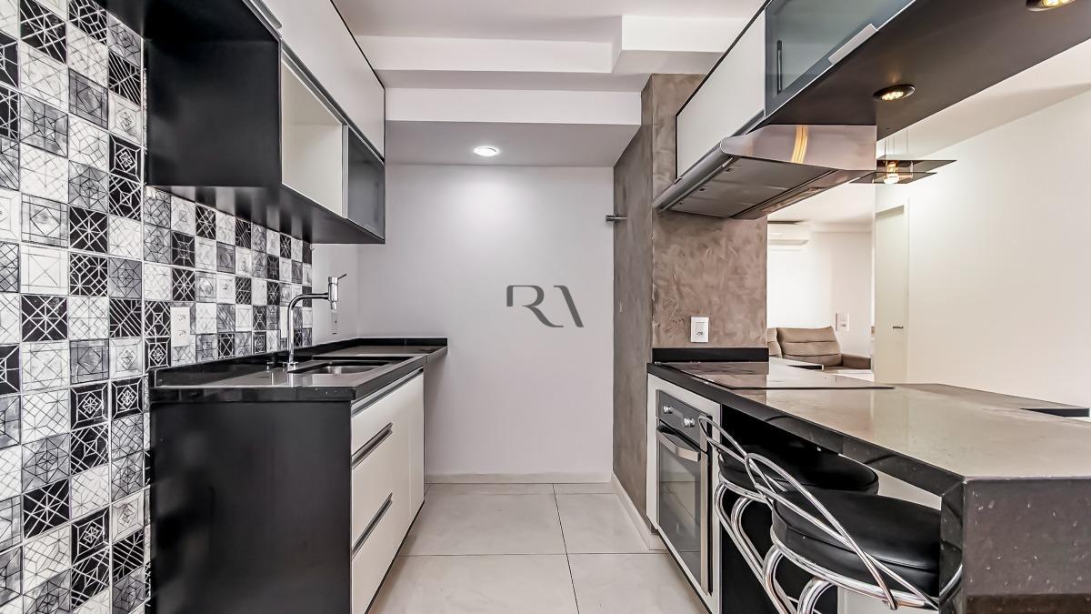 Apartamento com 2 dormitórios, 62m² privativos no Edifício Igloo - Vila Izabel