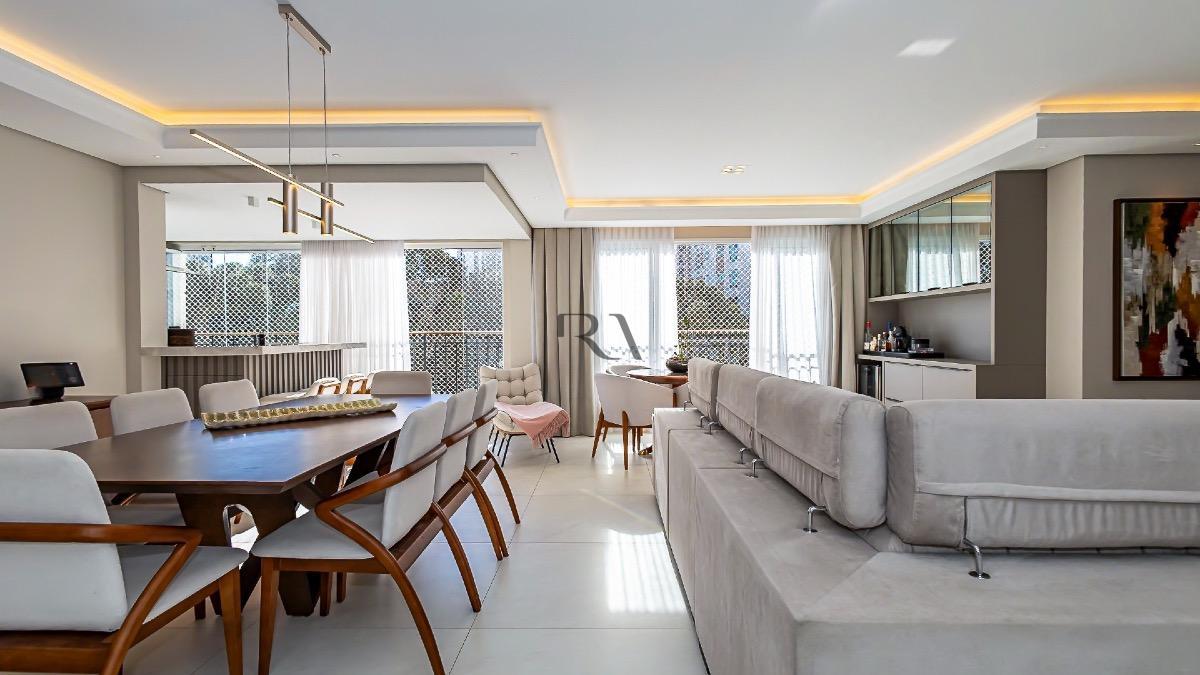 Apartamento mobiliado de alto padrão no Cabral