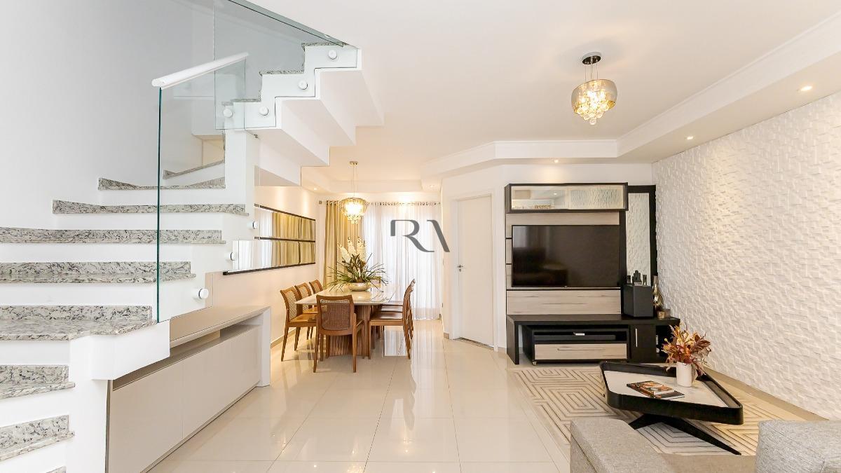 CASA ESPAÇOSA COM 4 QUARTOS EM EXCELENTE LOCALIZAÇÃO NO CAMPINA DO SIQUEIRA