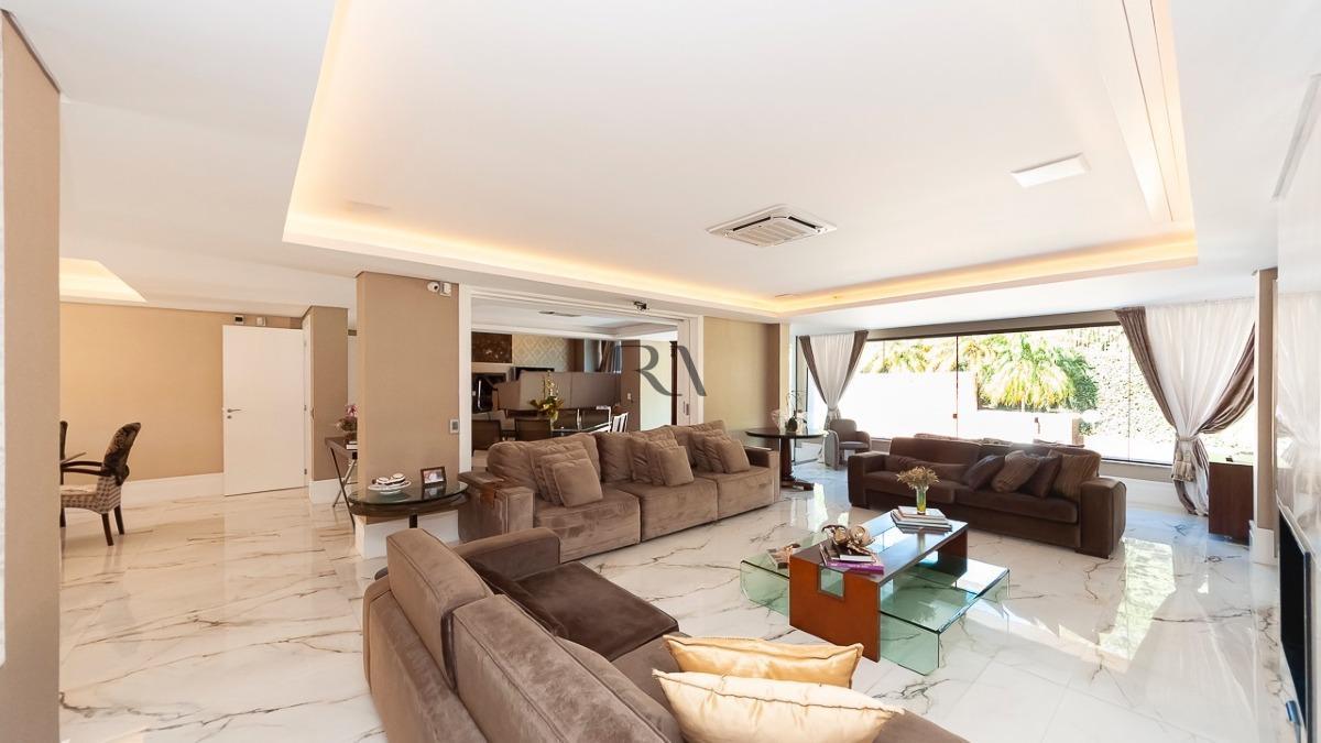 Descubra a Elegância e Conforto em Campo Comprido: Sua Nova Casa no Condomínio West Side