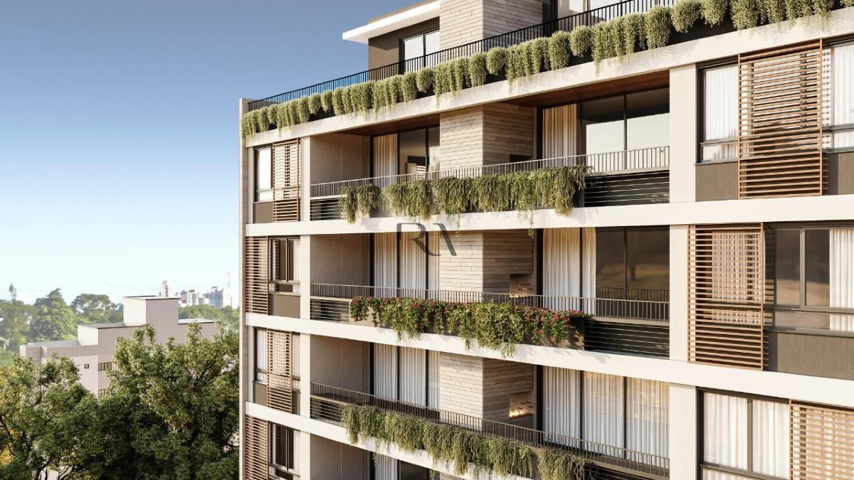 Cobertura no Ahú com 04 suites - Eza Living