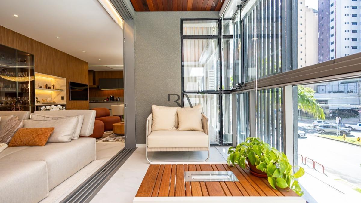 Apartamento Duplex com 3 suítes e 198m² de exclusividade | Edifício Mirage By Swell