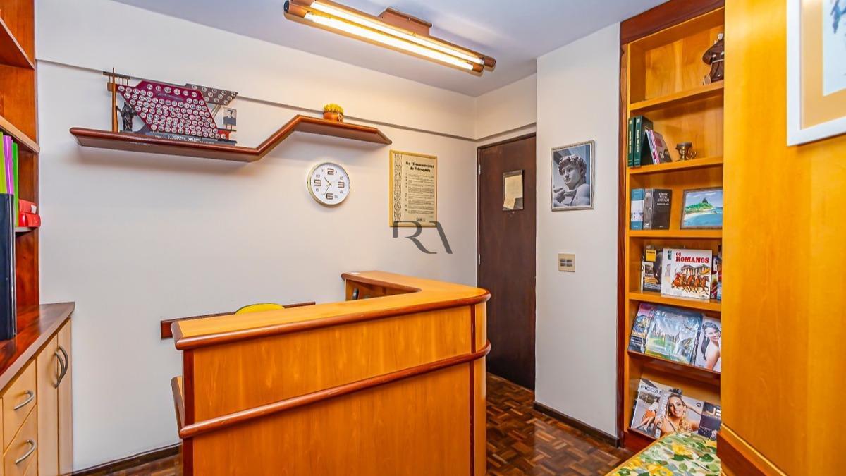 Sala Comercial Pronta para Uso no Coração do Centro Cívico: Estratégia e Prestígio para o Seu Negócio