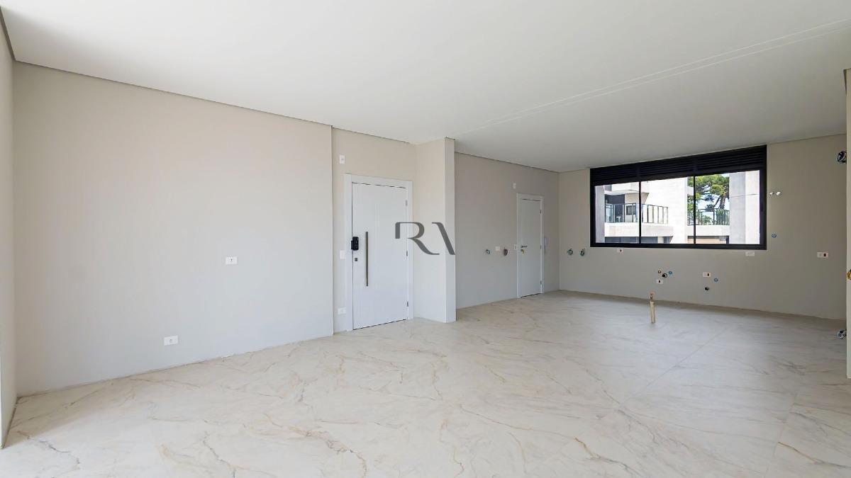 Cobertura Duplex Bigorrilho 3 suítes 255m²
