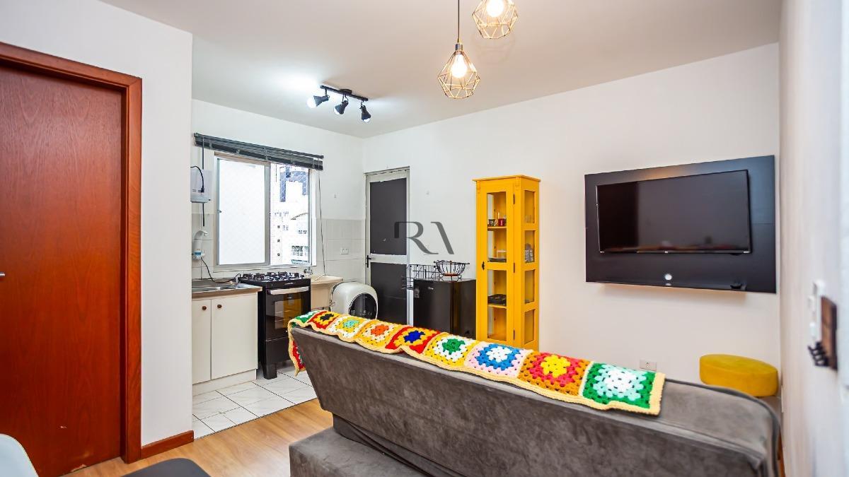 Apartamento de 1 quarto no Condomínio Parque Évora, próximo ao Jardim Botânico | Hugo Lange