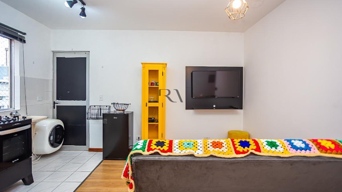 Apartamento de 1 quarto no Condomínio Parque Évora, próximo ao Jardim Botânico | Hugo Lange