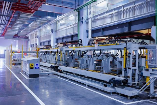 Dicas para comprar ou alugar um imóvel industrial para uma fábrica de empacotadora automática