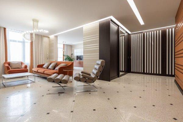 Apartamento na Planta em Curitiba no Batel com 5 Quartos